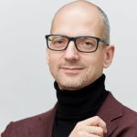 CEO of Latvian group investing €200 million in Portugal also has visa renewal problems with AIMA